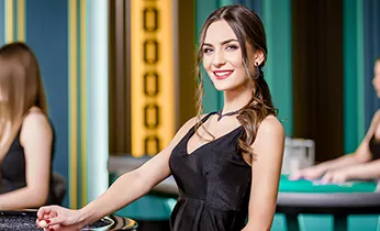 Hình ảnh đội ngũ hỗ trợ khách hàng chuyên nghiệp